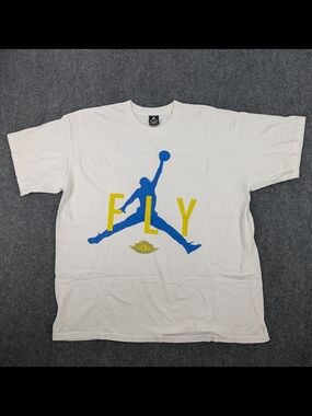 Vintage Jordan Brand FLY Graphic T-Shirt XL White Blue Yellow Jumpman Wings